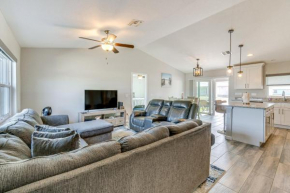 Newly Built Home 8 Mi to Fishermans Village